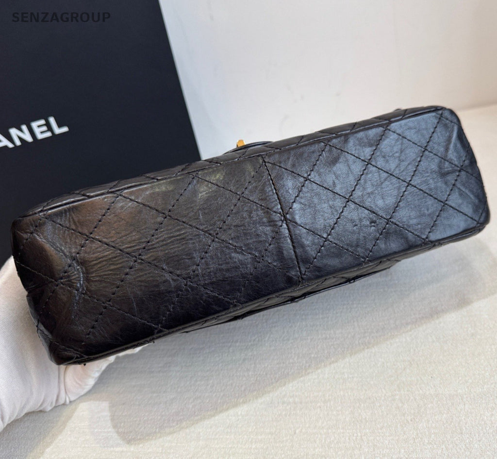 Chanel Diamond MM Chain Shoulder Bag Black Gold Used Women Classic