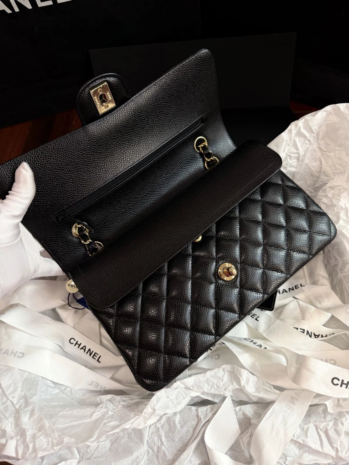 New Chanel Classic Flap MM Calfskin Chain Black Shoulder Bag Crossbody GHW