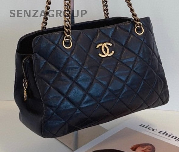 Chanel Calfskin Chain Tote Shoulder Bag Black Gold Women Classic Vintage