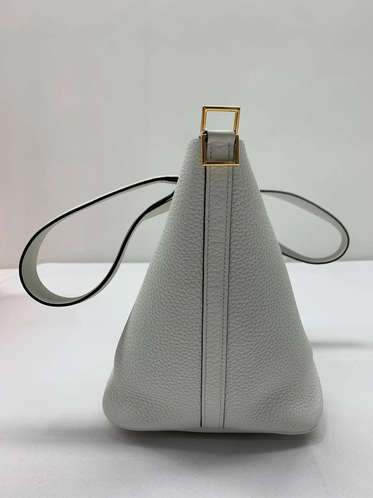 Hermes New White Picotin Lock 22 Leather Bucket Handbag For Women