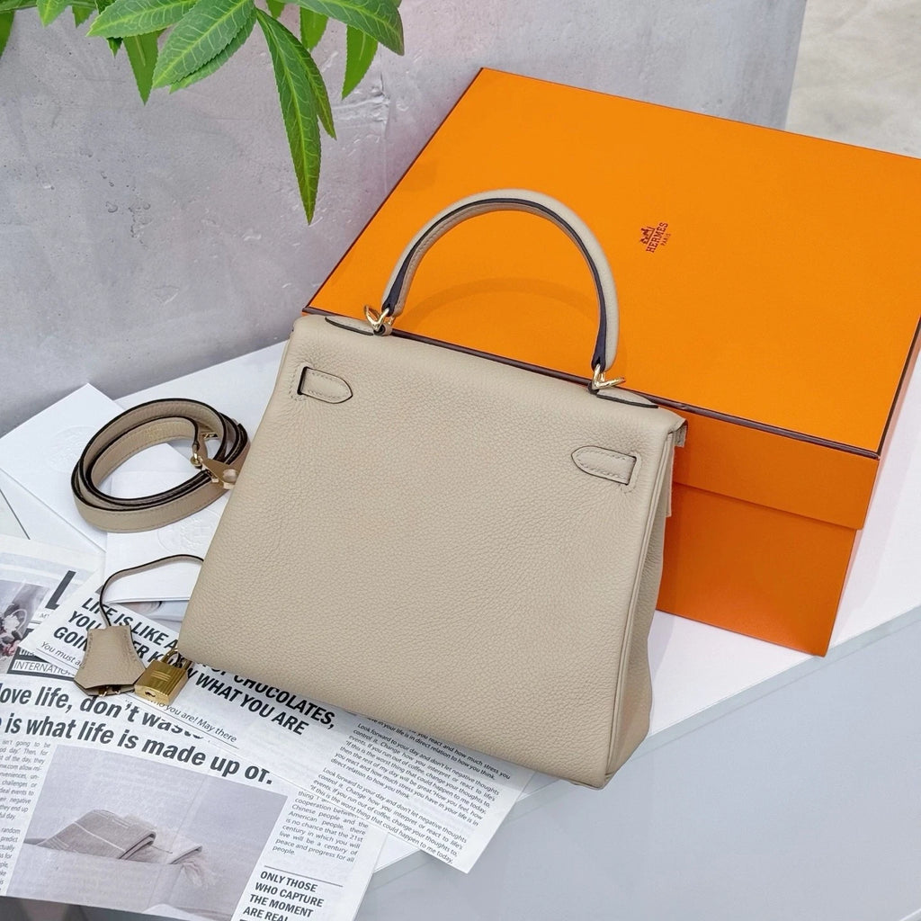 HERMES Kelly25 Top Handle Bag For Women