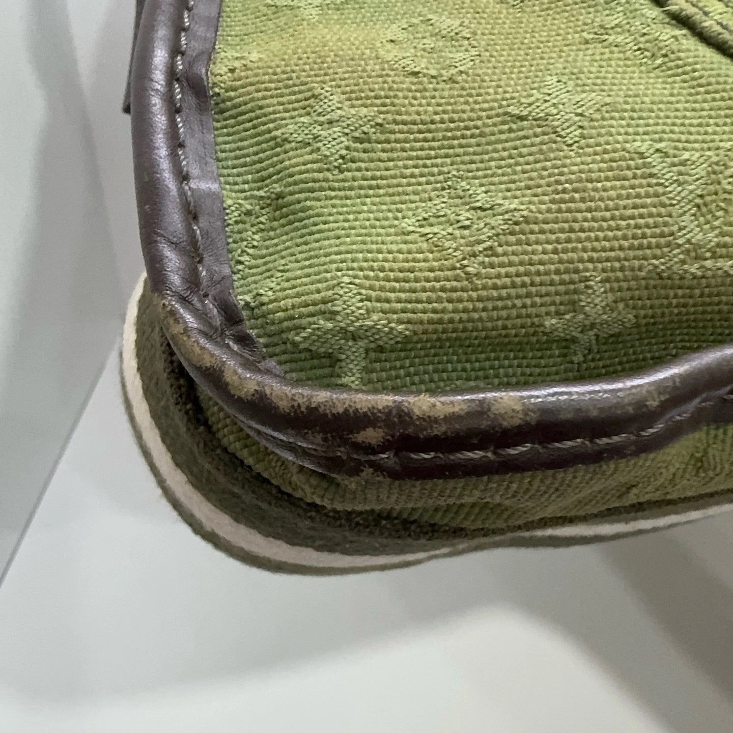 Louis Vuitton Besace Mary Kate Green Shoulder Bag Crossbody