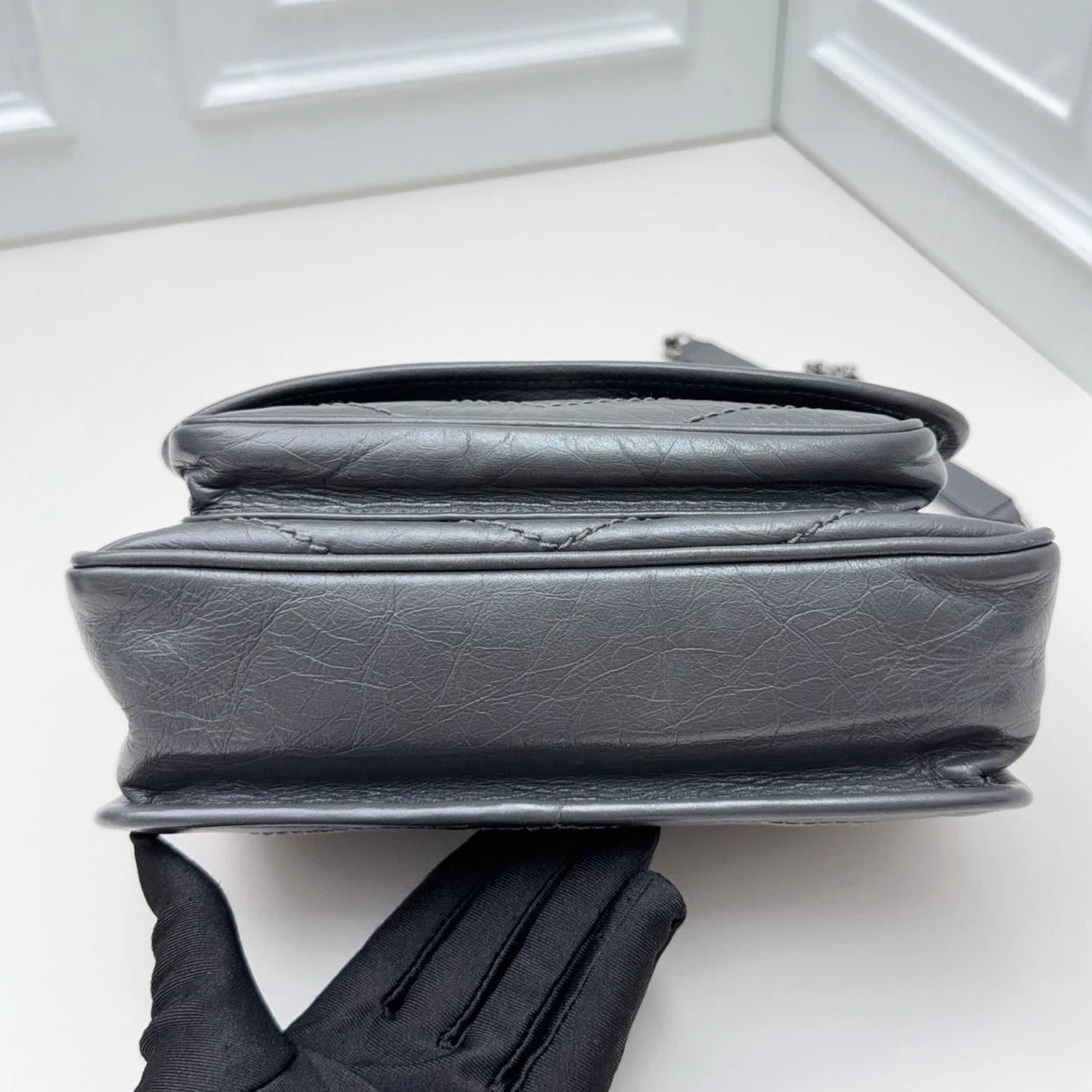 Saint Laurent Niki Gray Silver Shoulder Bag Crossbody Excellent