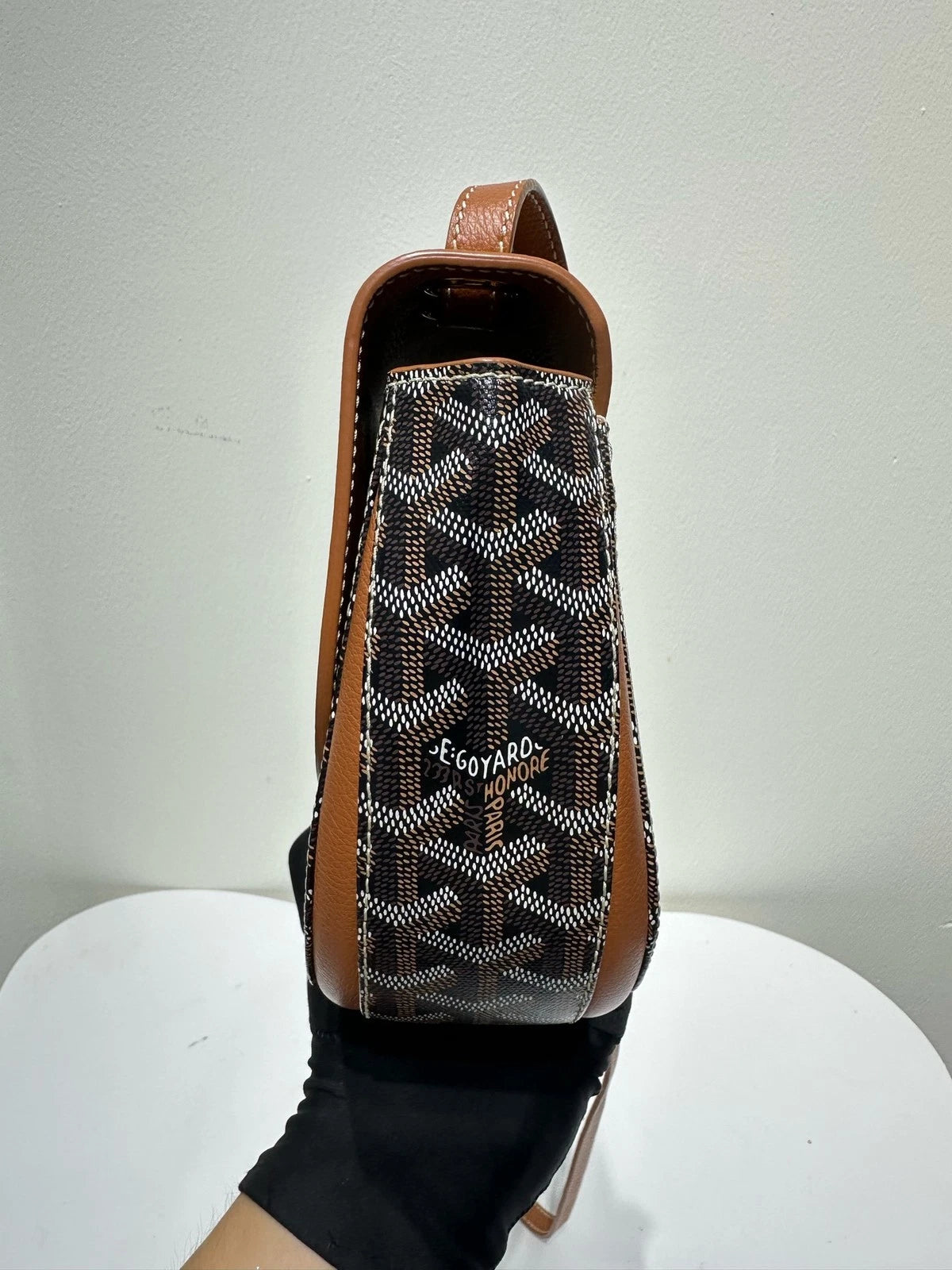 Goyard 233 Brown Leather Messenger Shoulder Crossbody Bag For Women