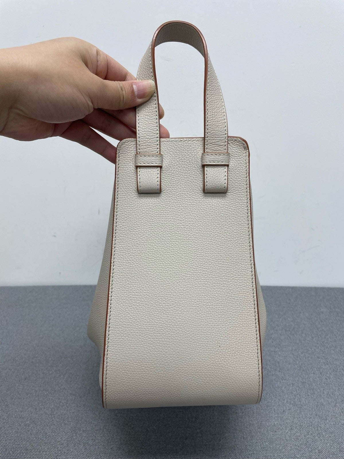 Loewe Hammock PM Top Handle Crossbody White Used Women Classic