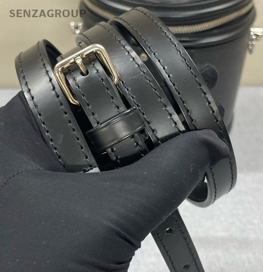 Louis Vuitton Epi Leather Bucket Top Handle Bag Crossbody Black Gold Women