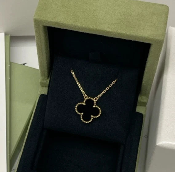Van Cleef &amp; Arpels VCA Vintage Alhambra Necklace 18K Yellow Gold Onyx Pendant