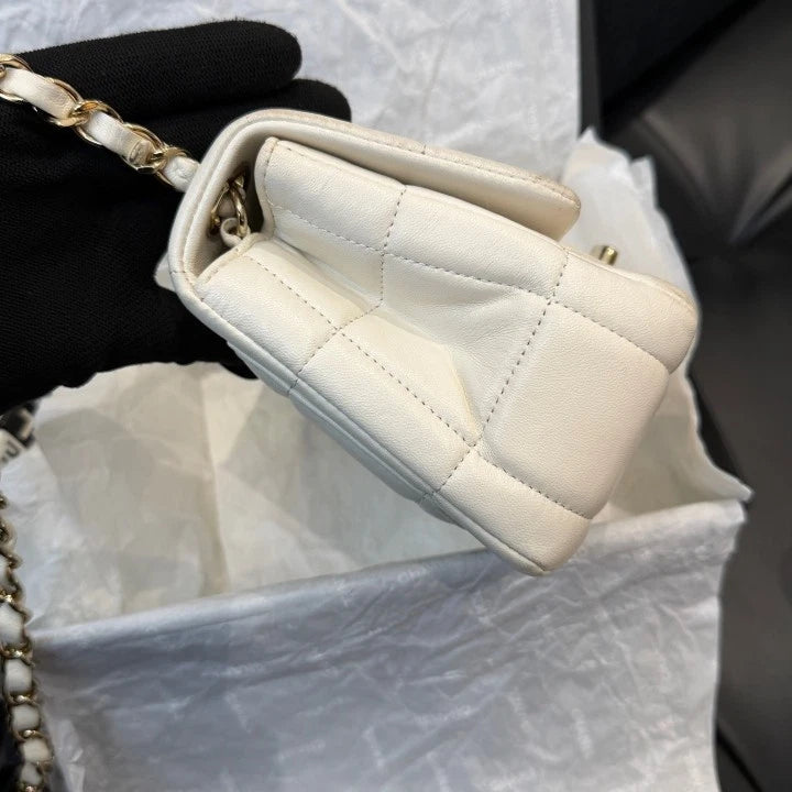 Chanel Classic Flap Chain Shoulder Bag Crossbody White Gold Women Fashion D