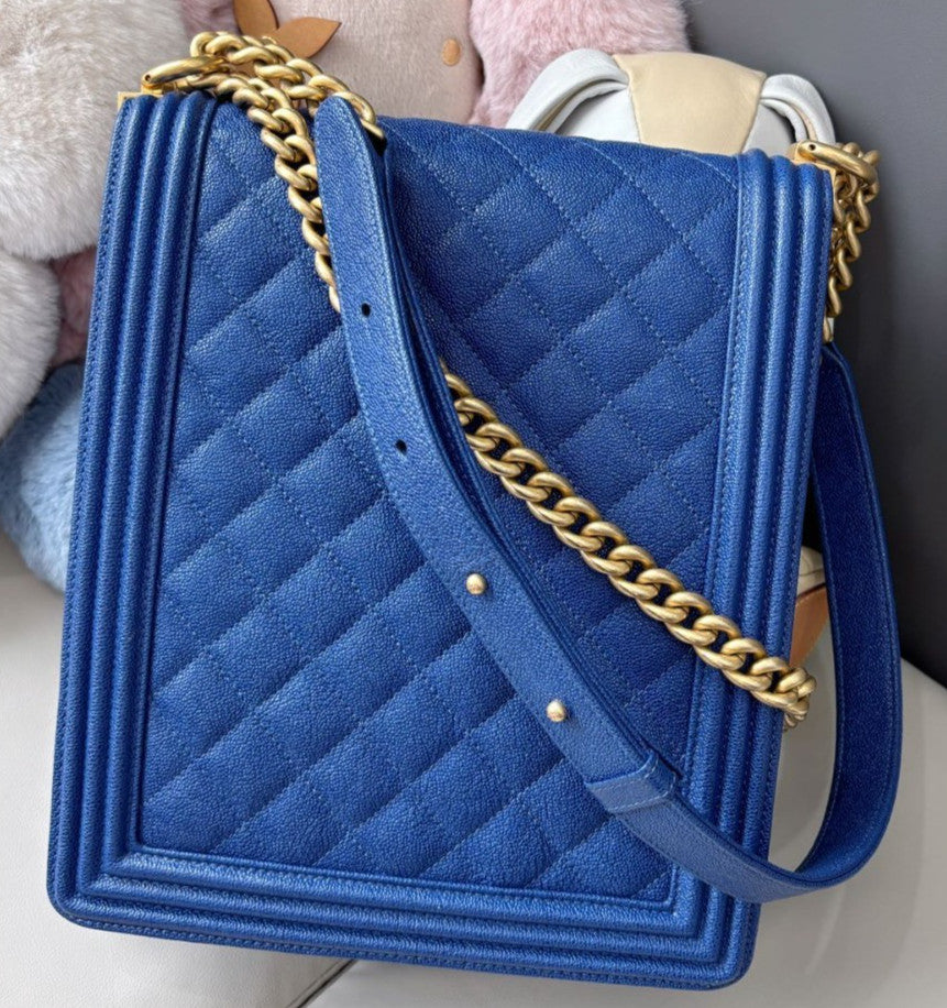 Louis Vuitton Leboy Vertical version Chain Shoulder bag Klein blue Women Gold