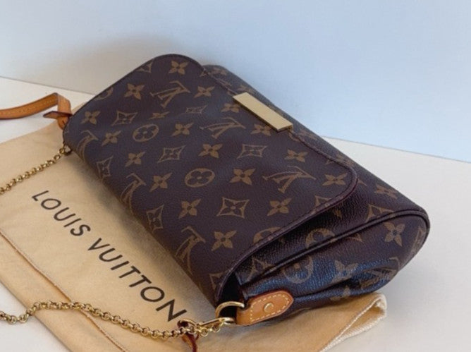 Louis Vuitton Favourite Monogram Chain Shoulder bag Crossboyd Vintage Women