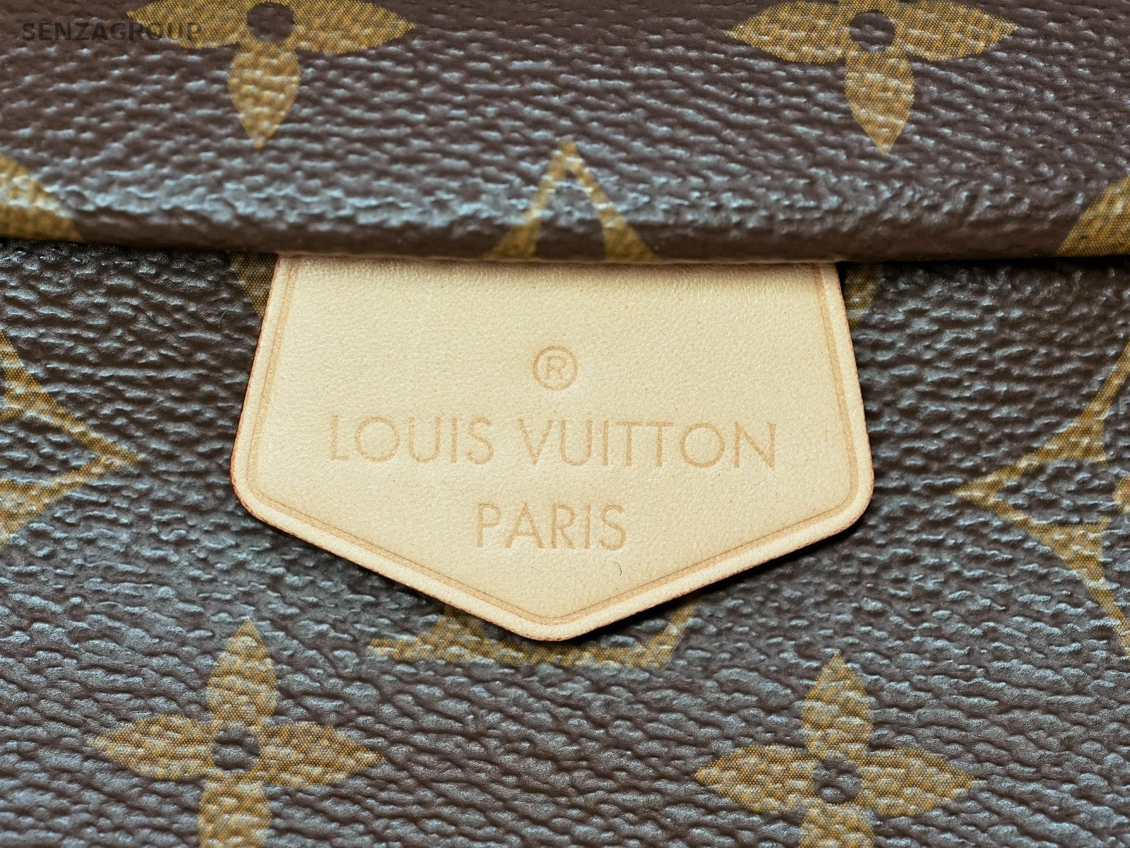 Louis Vuitton Bumbag Monogram Canvas Crossbody Shoulder bag Classic
