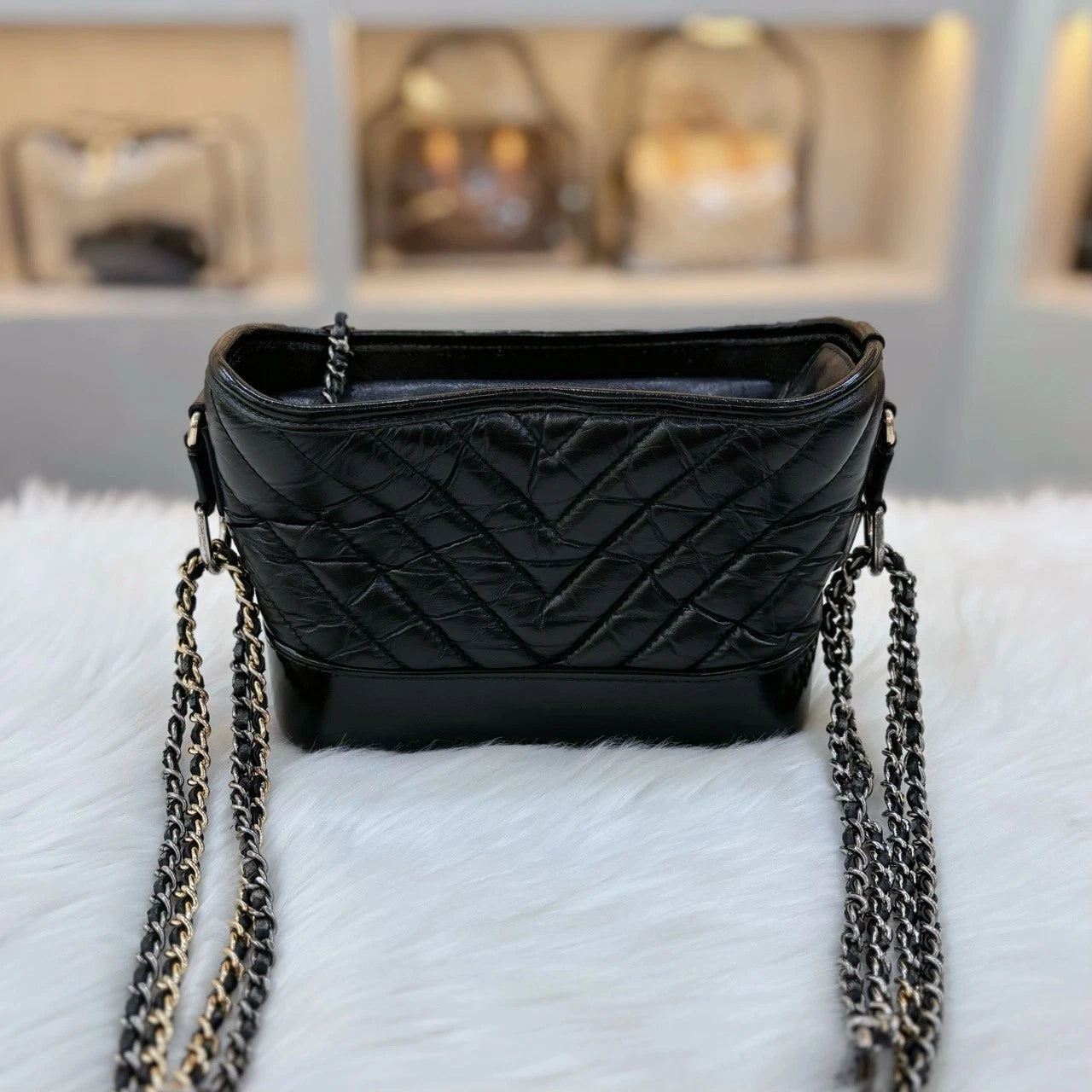 CHANEL Black Gold Small Chain Shoulder Crossbody Bag For Women