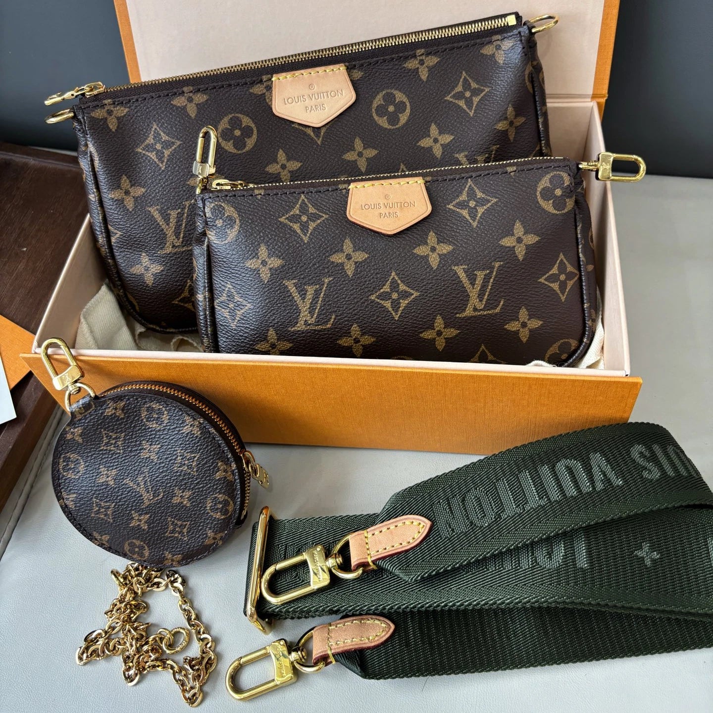 Louis Vuitton Multi Pochette Accessoires Monogram Canvas Shoulder Bag Crossbody