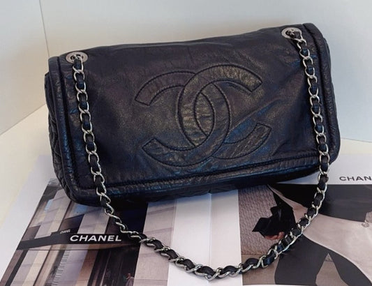 CHANEL CC Logo Hobo Chain Shoulder bag Black Silver Women Classic