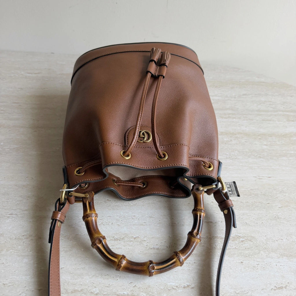 Gucci Diana Bamboo Handle Strap Brown Bucket Handbag Crossbody Gold Hardware