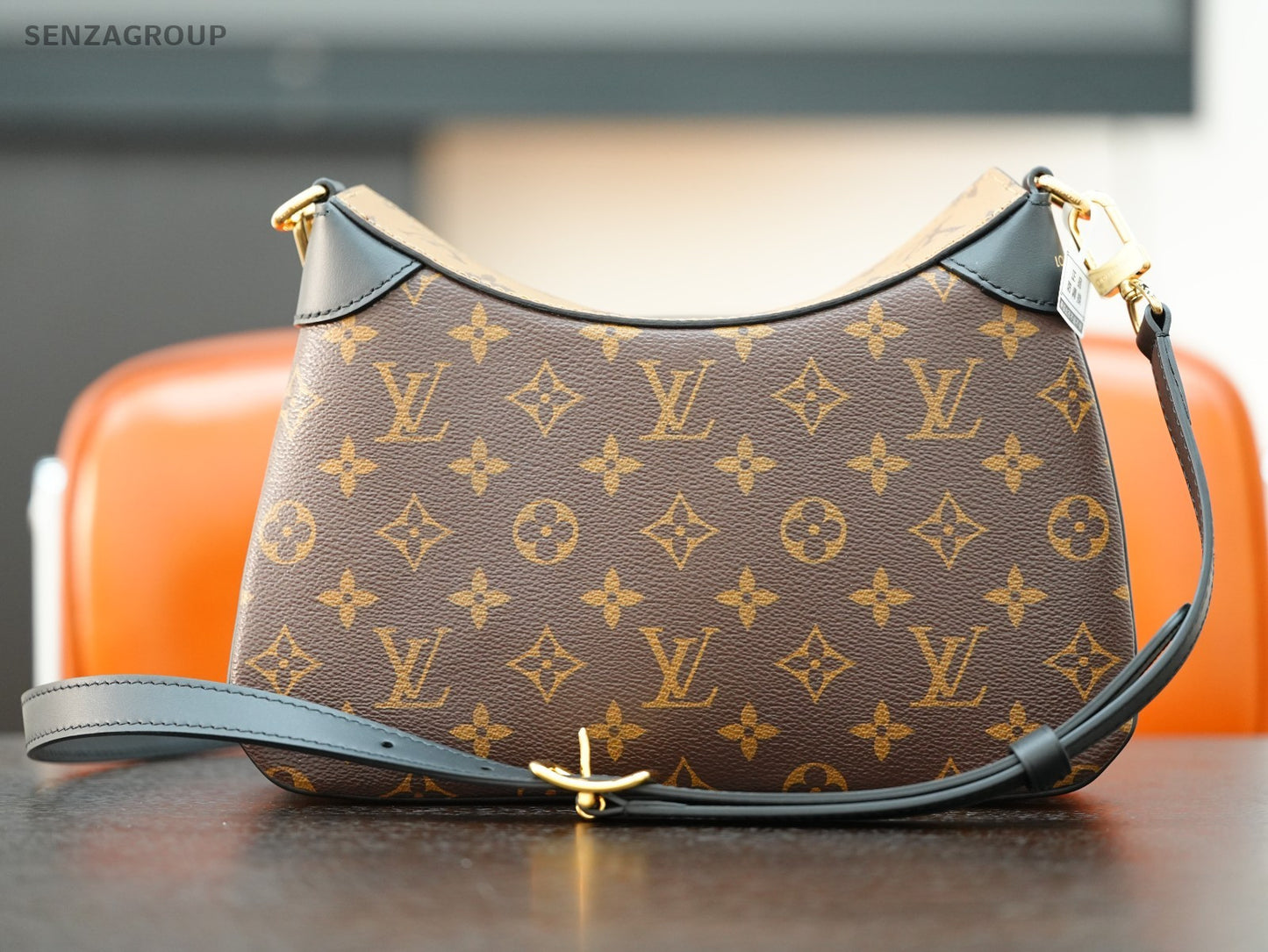 Louis Vuitton Twinny Shoulder bag Monogram Crossbody Women Almost Brand NEW