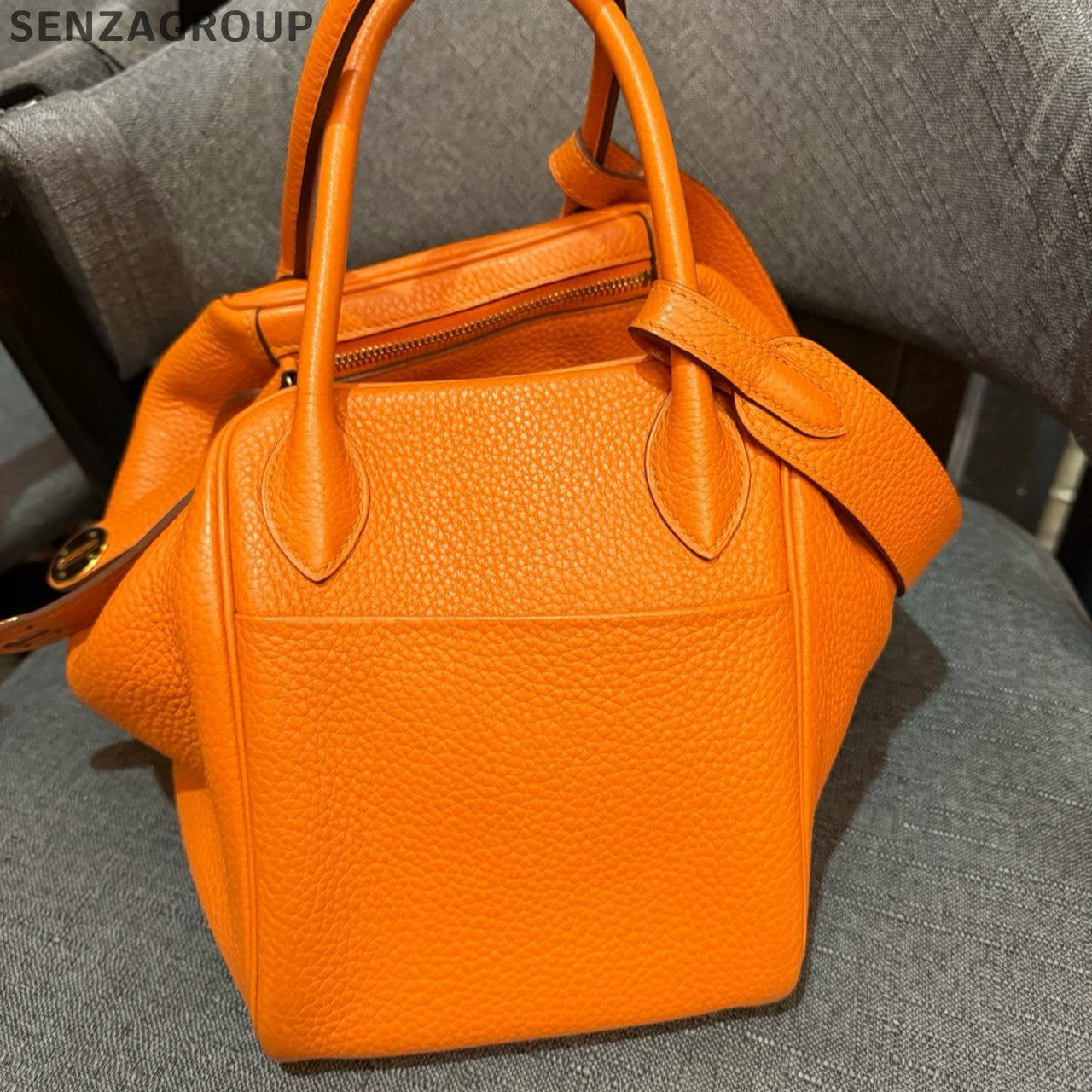 Hermès Orange Gold Hardware Lindy 30 Togo Leather Handbag Shoulder Bag