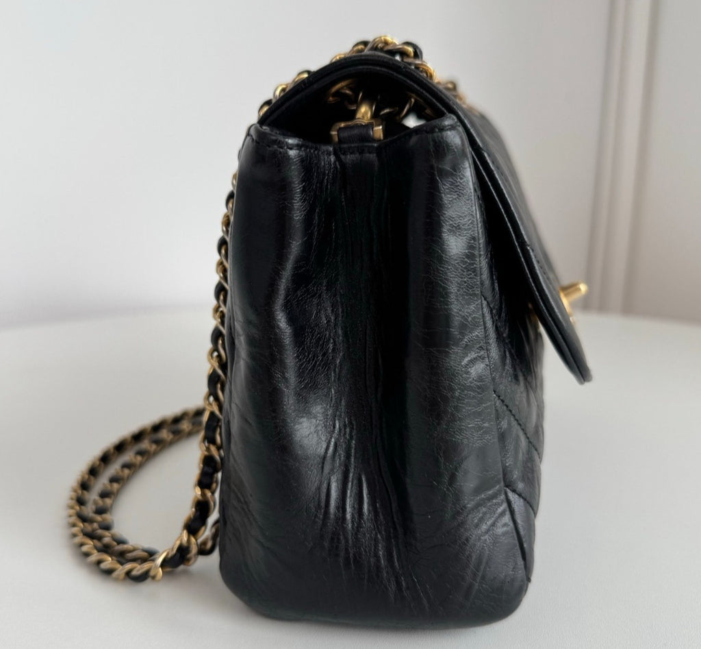 Chanel Chevron PM Chain Shoulder Bag Crossbody Black Gold Women Classic Fashion
