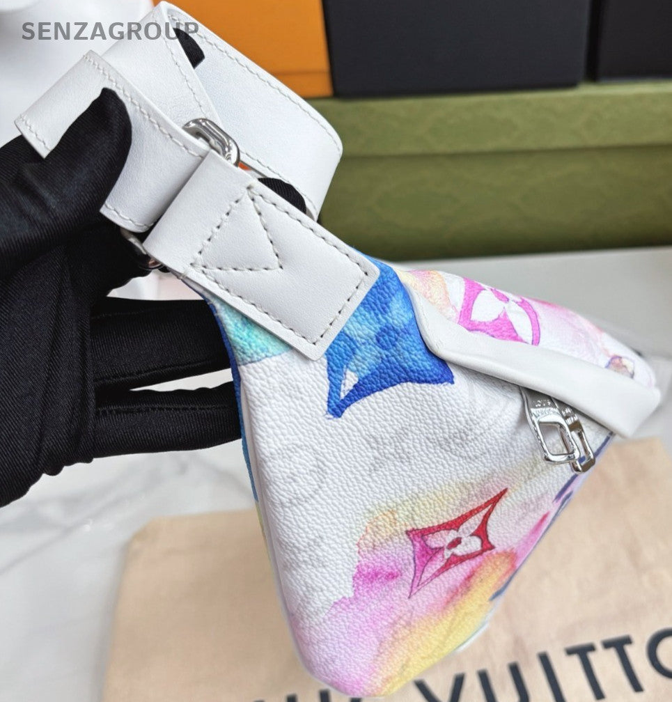 Louis Vuitton Discovery Coloful BumBag White Crossbody bag Almost brand NEW