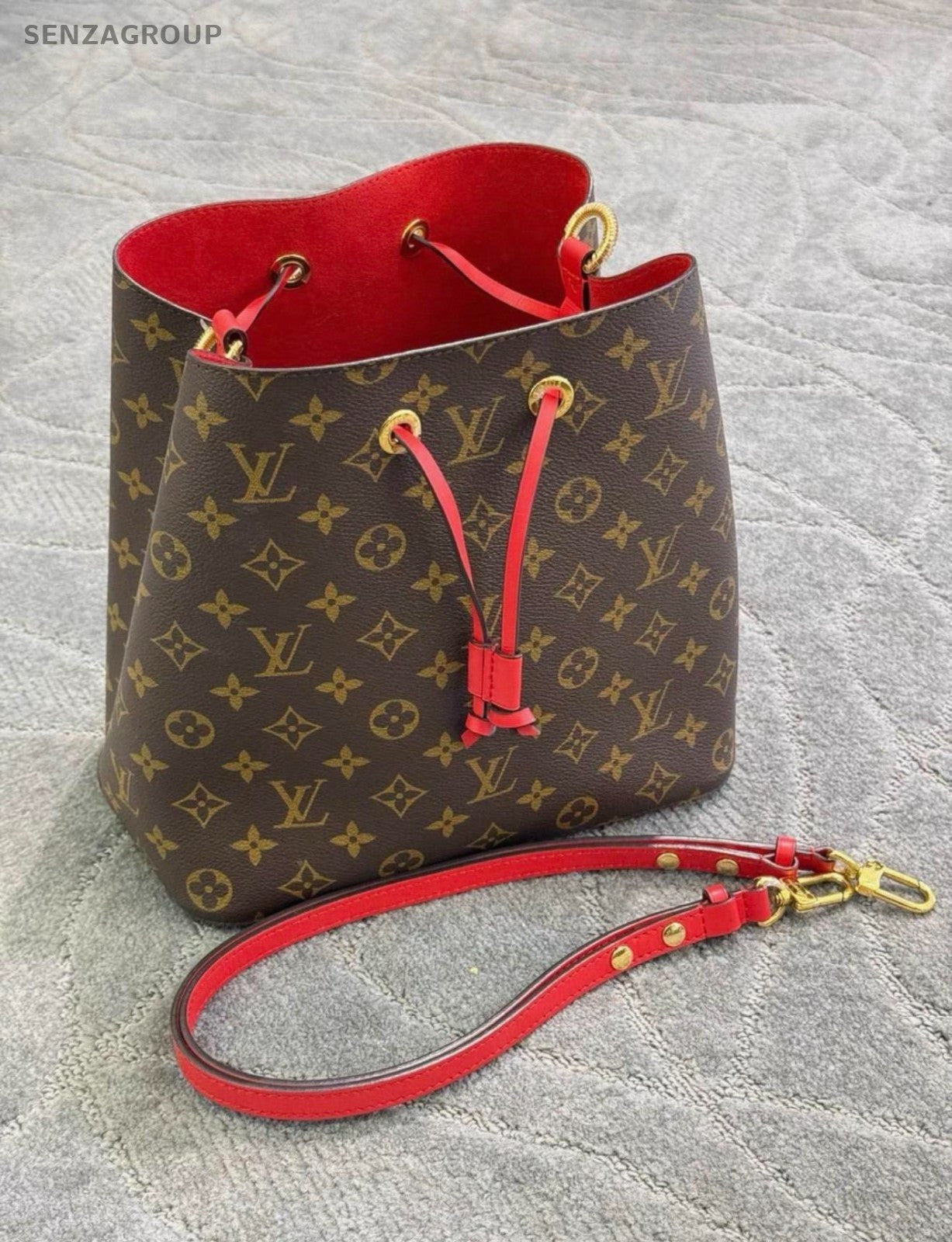 SJ0001 Louis Vuitton Bucket bag Red strap & interior Neo Noe  bucket