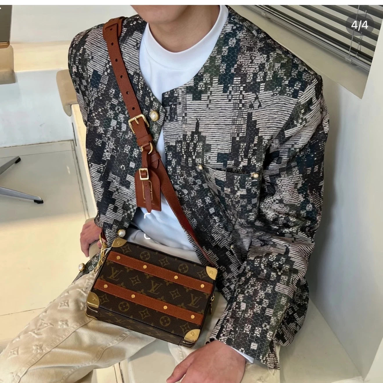 New Louis Vuitton x NBA Handle Trunk Monogram Handbag Crossbody Chip Version