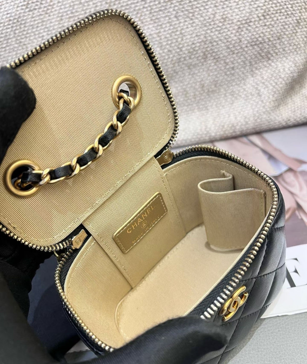 Chanel Diamond Mini Lambskin Box Chain Crossbody Black Gold Women Classic