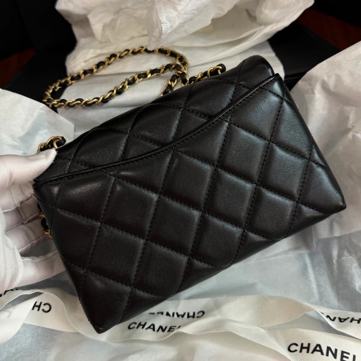 Chanel Lambskin Chain Shoulder Bag Crossbody Black Gold Diamond Excellent