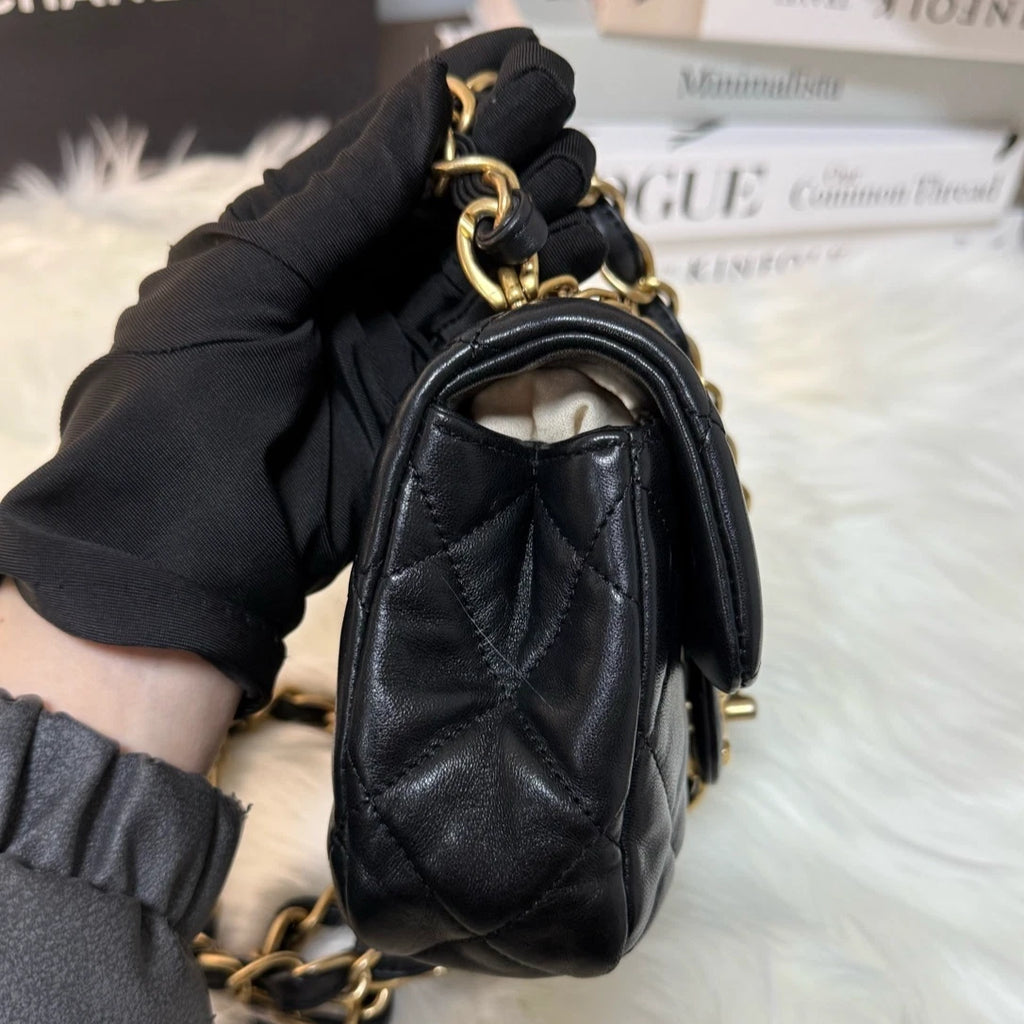 Authentic CHANEL Square Classic Flap Crossbody Bag For Women Pre-owned
