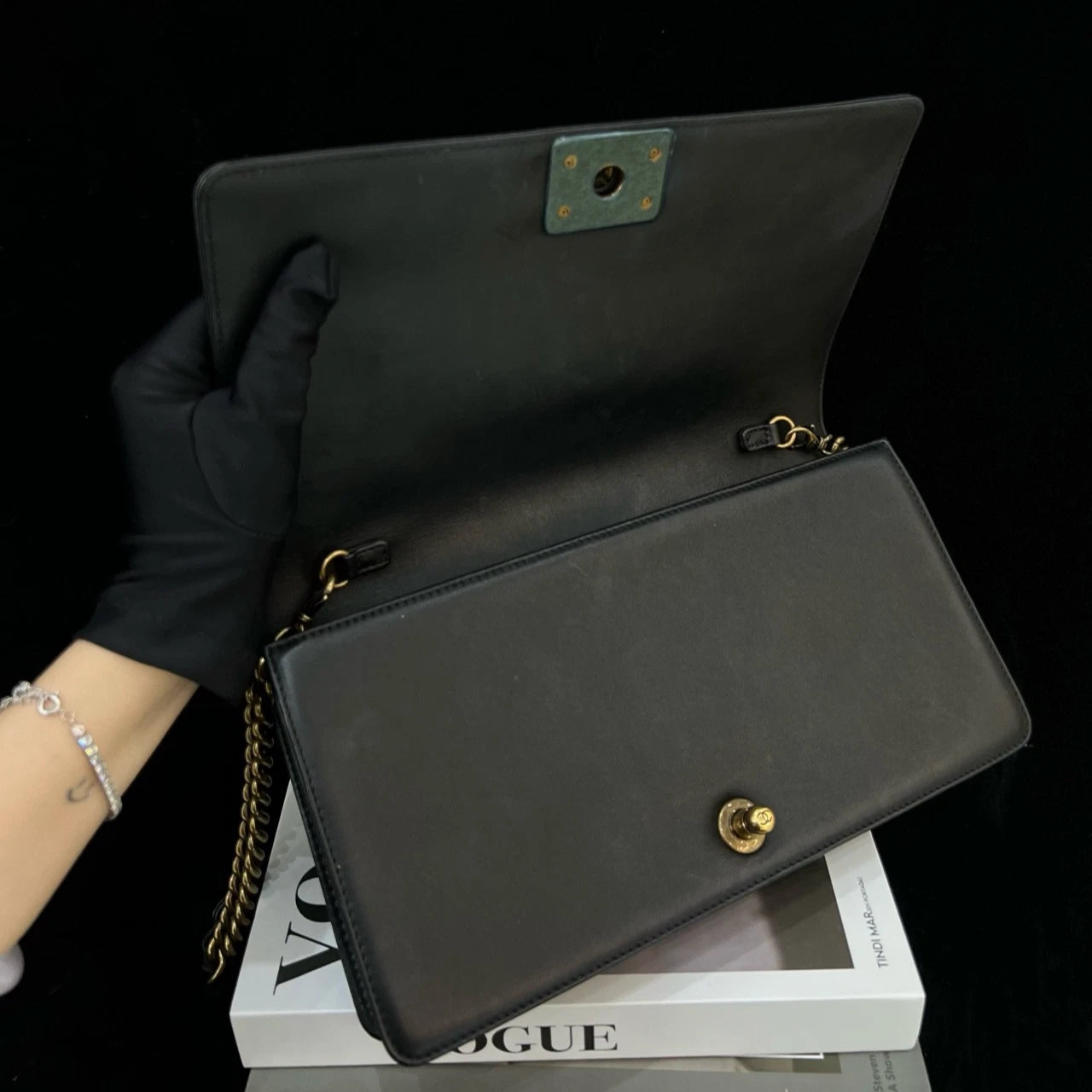 Chanel Leboy Chain Shoulder Bag Crossbody Green Black Gold Women Classic